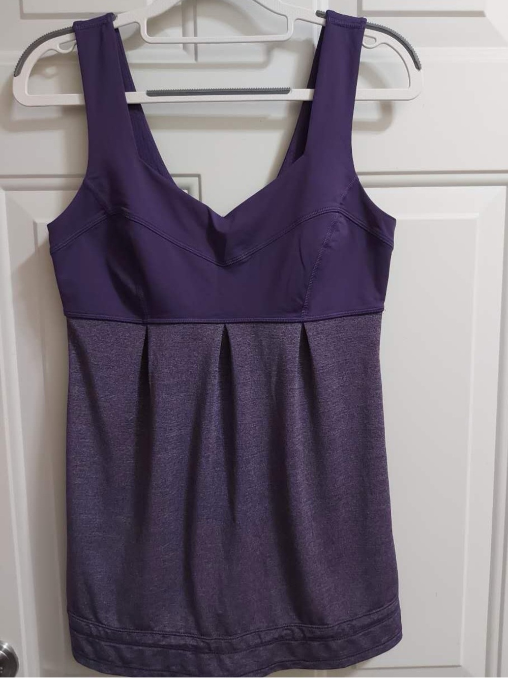 Lululemon purple tank top